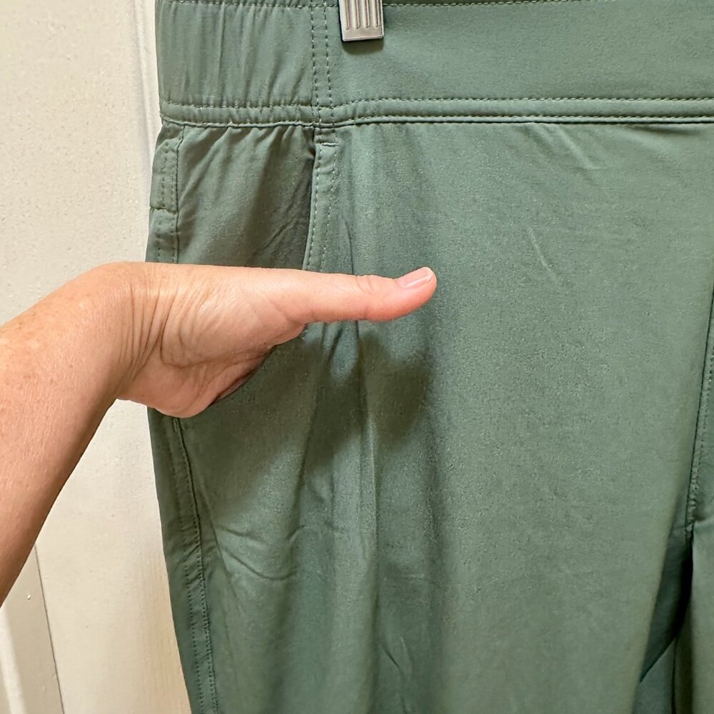 Eddie Bauer Traveler Ankle Pant Women's Size L Lightweight UPF 50+ 4-Way Stretch - Picture 3 of 16